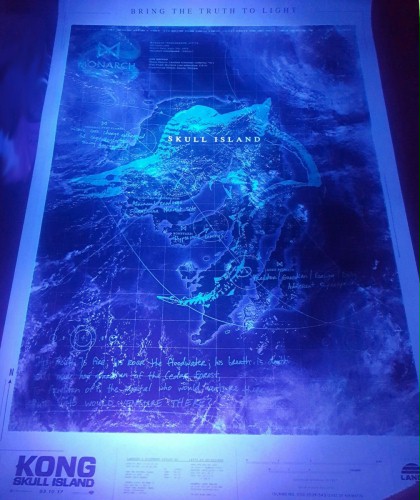 kong-skull-island-poster-viral-black-light.jpg