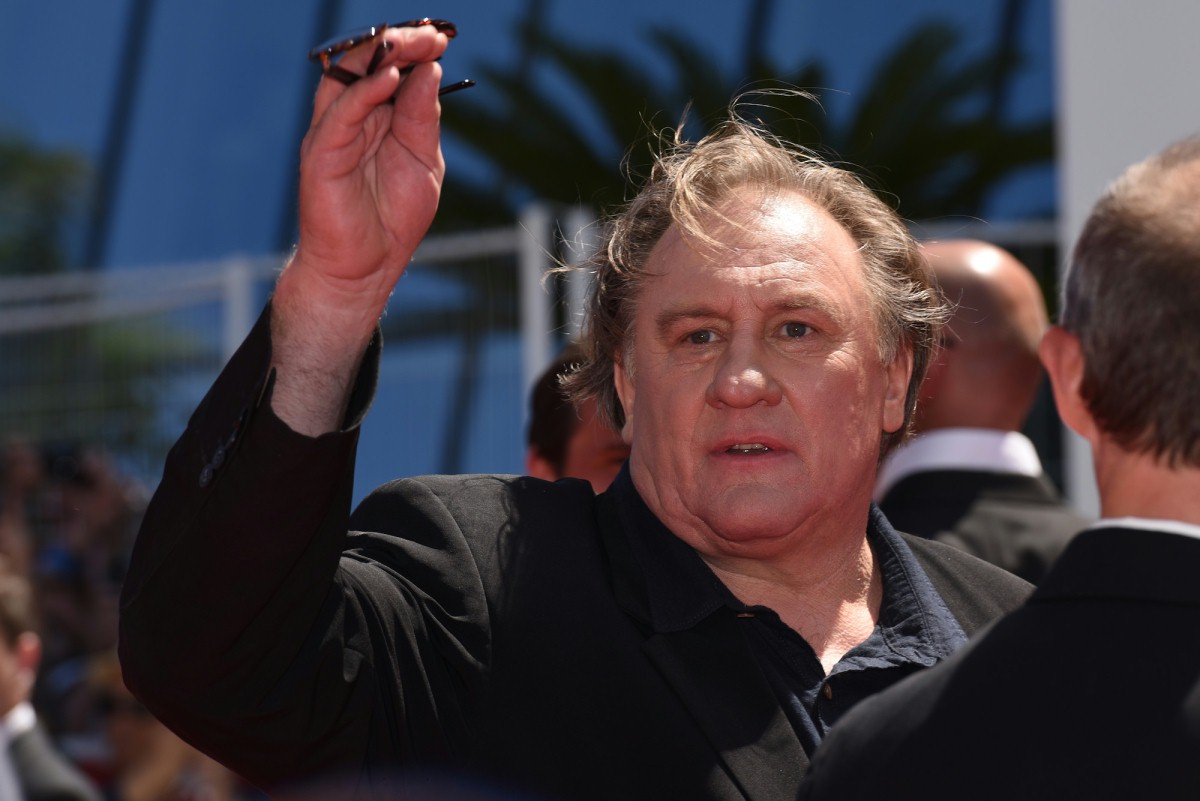 G&eacute;rard Depardieu pokieruje narciarzami w Soczi