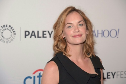 Ruth Wilson zaopiekuje się autorką powieści o duchach
