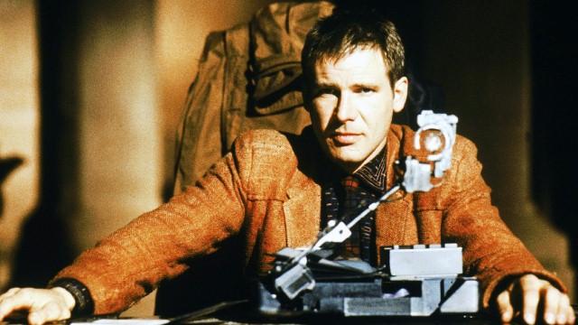 "Blade Runner 2049" powie wprost, czy Deckard jest replikantem