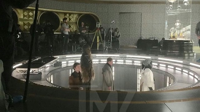 FOTO: Han Solo i Chewbacca na planie