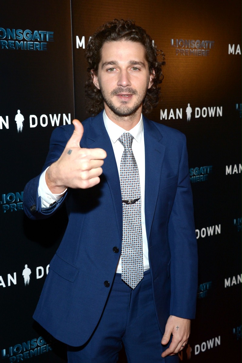 Shia LaBeouf rozpoczyna artystyczną walkę z Donaldem Trumpem