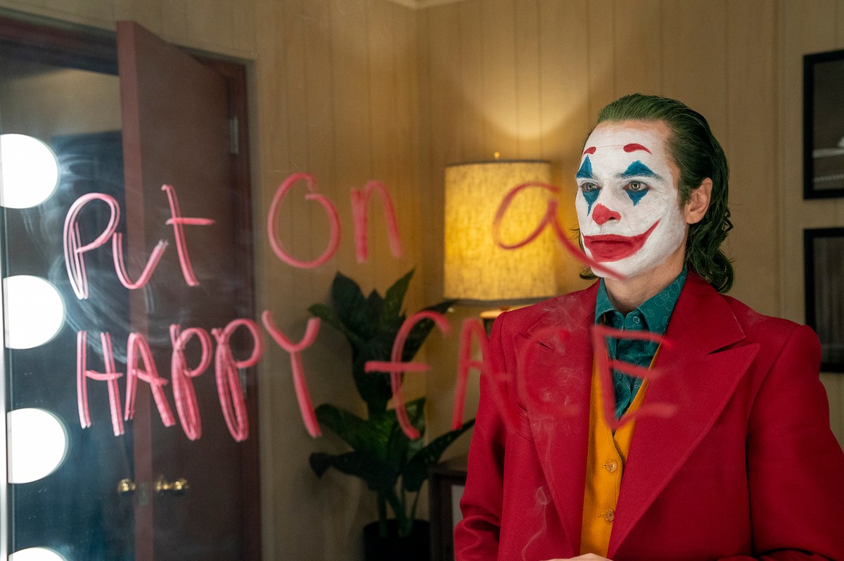 “Joker: Folie à deux” next year.  Joaquin Phoenix in a new photo from the set
