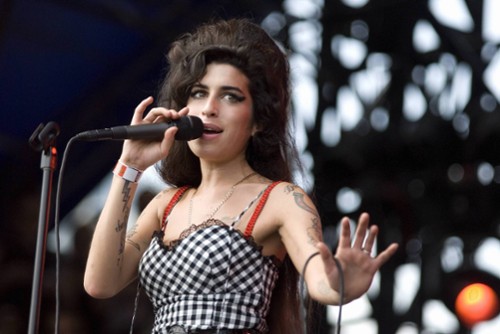 Reżyserka "50 twarzy Greya" nakręci biografię Amy Winehouse
