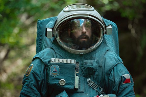 BERLINALE 2024: Adam Sandler jako czeski astronauta? Recenzujemy