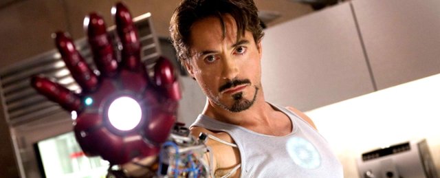 Iron Man ratuje Thora: Robert Downey Jr. broni Chrisa Hemswortha...