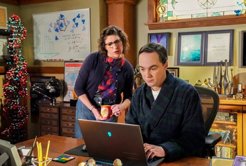 Jim Parsons i Mayim Bialik wracają jako Sheldon i Amy!