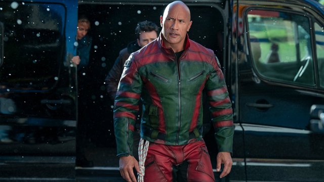 Czy The Rock spóźnia się na plan? Tak, ale nie