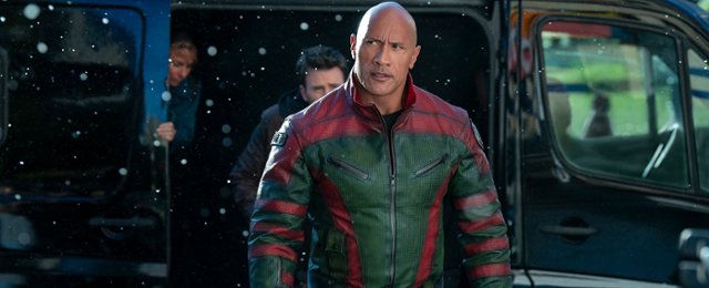 "Czerwona Jedynka": Dwayne Johnson komentuje zarzuty o spóźnienia...