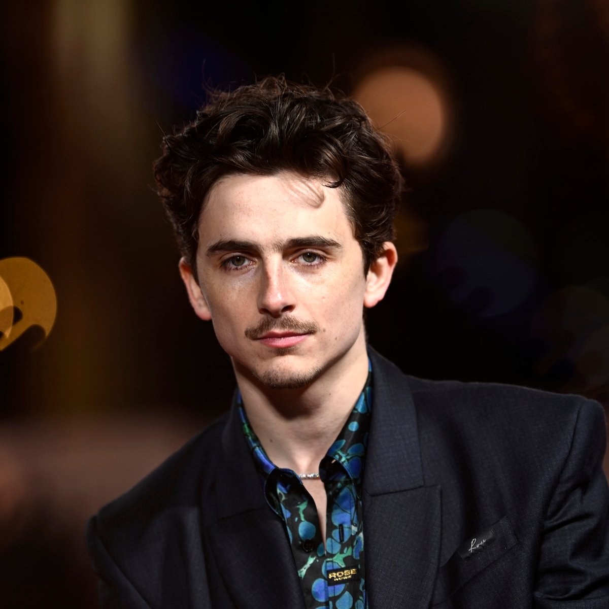 TimothĂŠe Chalamet zapĹaciĹ za to, Ĺźe przyjechaĹ rowerem na premierÄ