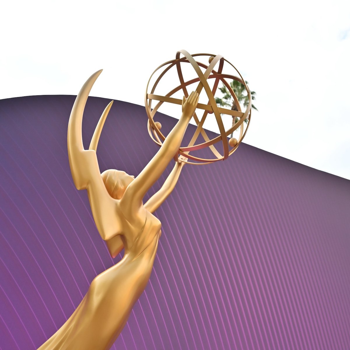 Nagradzany Emmy i ZĹotymi Globami serialowy hit wraca w nowej wersji