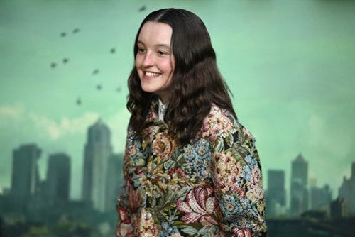 Bella Ramsey: Czy należy dzielić nagrody na kategorie żeńskie i...