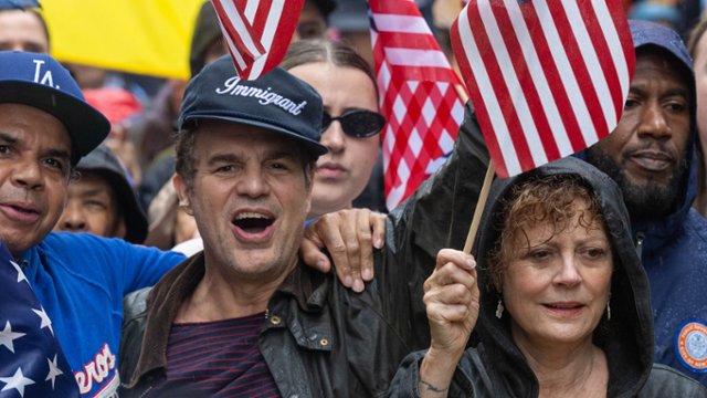 Ruffalo i Kimmel kontra Trump. Gwiazdy na protestach