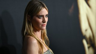 Mackenzie Davis stawi czoła morskiemu stworowi