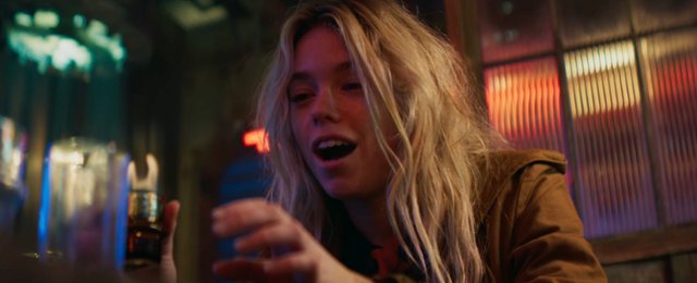 Słynny komik w "Supergirl"? Są wrażenia z pierwszych pokaz&oacute;w