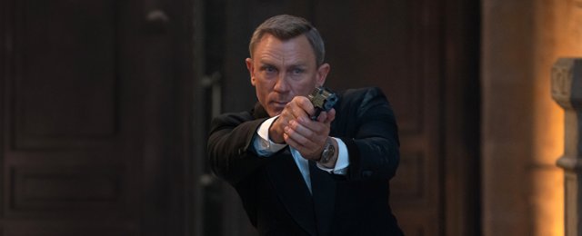 Filmy o Jamesie Bondzie wejdą na Netfliksa! Co planuje Amazon?