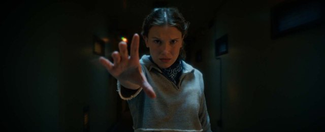 Finał "Stranger Things" hitem... kinowym. Ile serial zarobił w...