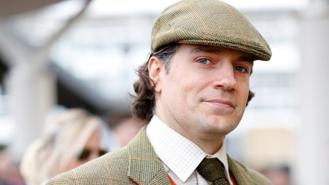 Film Guya Ritchiego wejdzie do kin nieukończony?