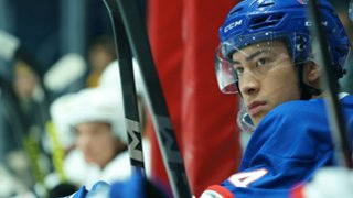 Jak połączyć hokej i romans? Zdradza tw&oacute;rca hitowego serialu