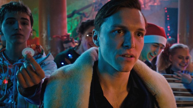 Czy "Kr&oacute;l dopalaczy" to polski "Wilk z Wall Street"? Tak było na...