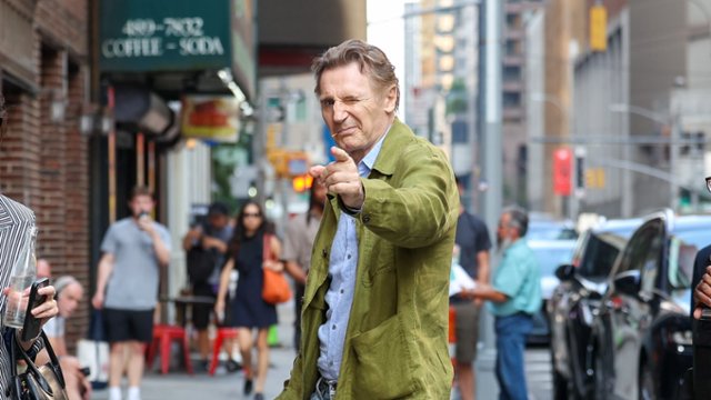 Liam Neeson przebije "Wszystko wszędzie naraz"?