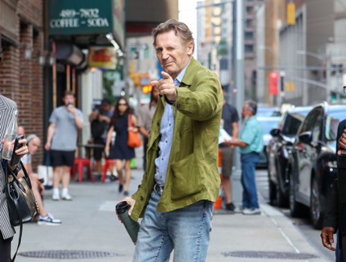 Liam Neeson przebije "Wszystko wszędzie naraz"?