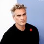 Joaquin Phoenix reĹźyseruje tajemniczy projekt. Co wiemy o "Exit Right"?