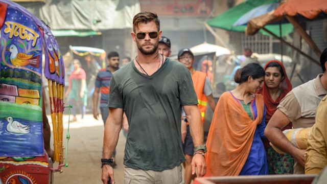 Chris Hemsworth nie na platformie Netflix. Poszło o kina i...