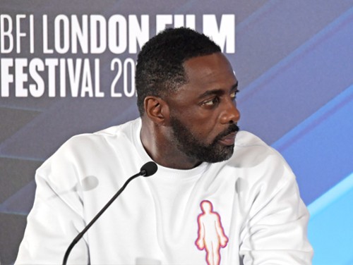 Idris Elba nie określa się już jako czarny aktor. Dlaczego?