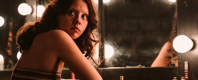 "MaXXXine": Mia Goth jako gwiazda filmów dla dorosłych. Wiemy,...