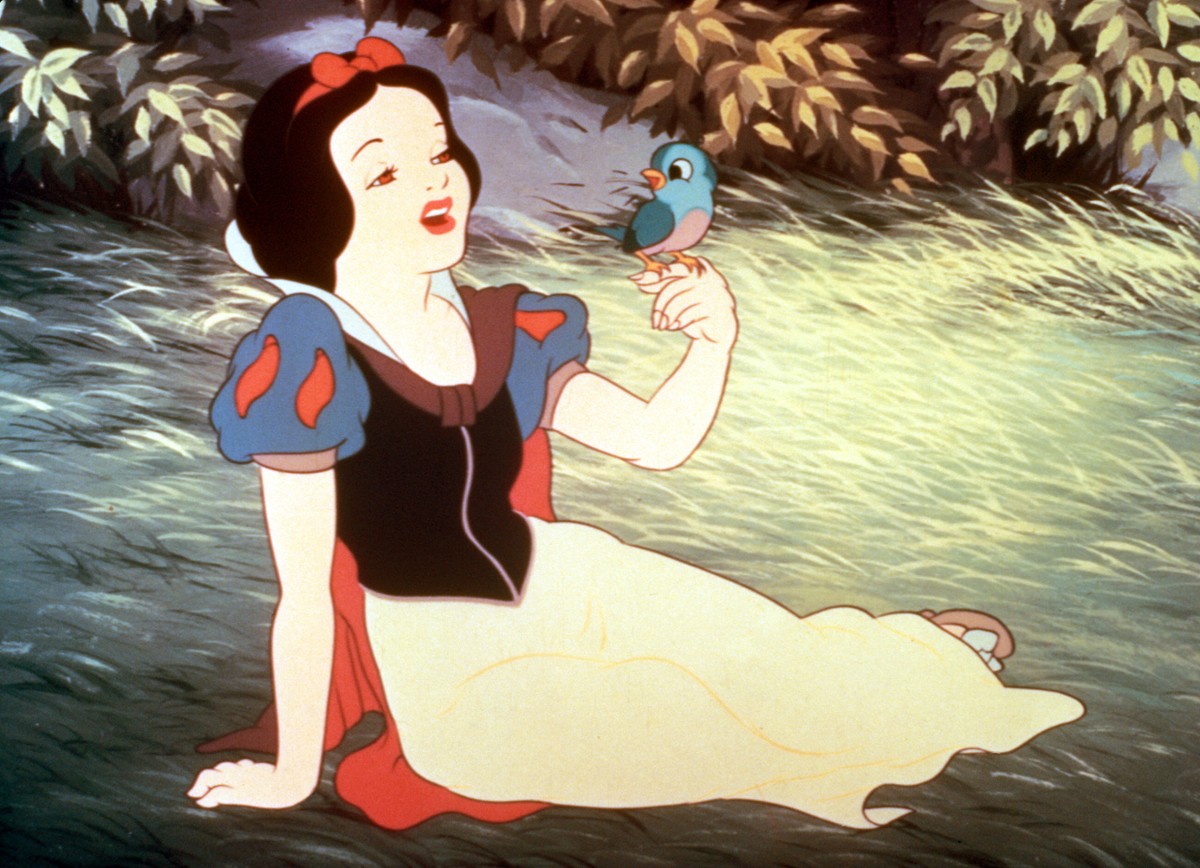 Syn reżysera oryginalnej "Śnieżki" krytykuje aktorską wersję animacji