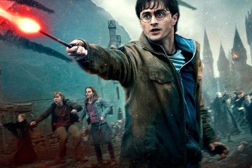 Max szuka scenarzystów serialowego "Harry'ego Pottera