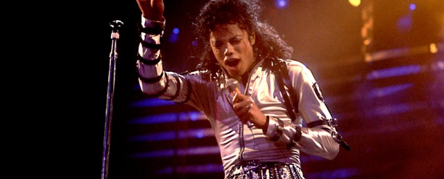 Jaafar Jackson na nowym zdjęciu z planu "Michaela". Uderzające...