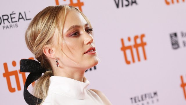 Maika Monroe jako niania z piekła rodem. Pasuje do roli?