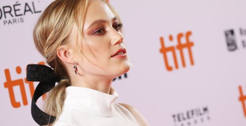 Maika Monroe jako niania z piekła rodem. Pasuje do roli?