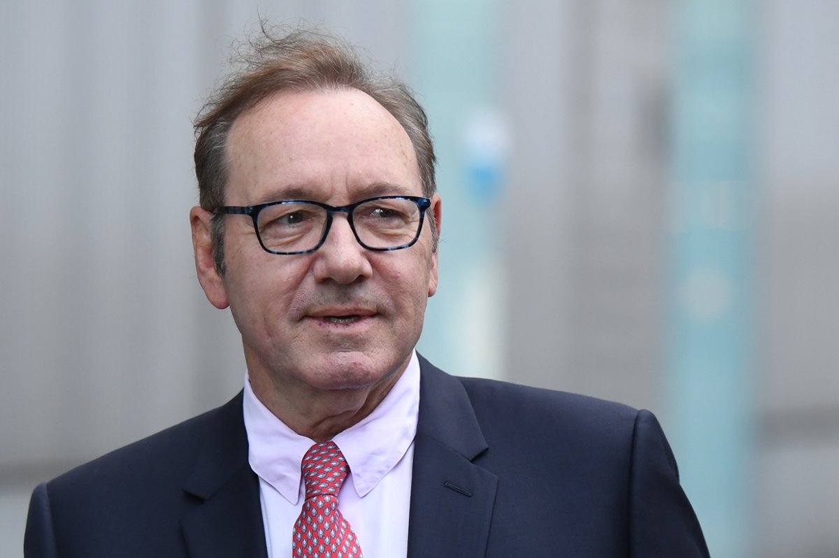 Spacey odpowiedział Pearce'owi. Przeczytaj oświadczenie