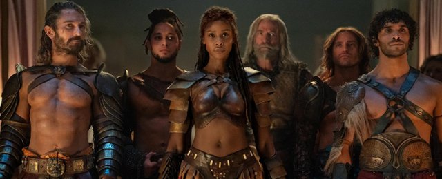 I kobiety mogą walczyć? Krwawy teaser serialu "Spartacus: House...