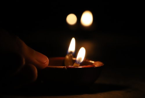 Tragedia na planie "Emily w Paryżu". Nie żyje asystent reżysera
