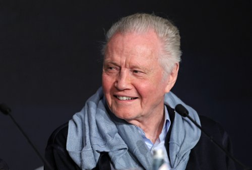 Ulubieniec Trumpa w filmie oskarżanego o gwałty reżysera
