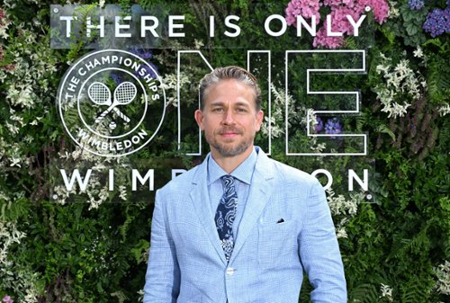 Charlie Hunnam w 4. sezonie "Potworów"? Wiemy, kogo zagra
