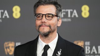 Wagner Moura skosztuje mięsa bog&oacute;w