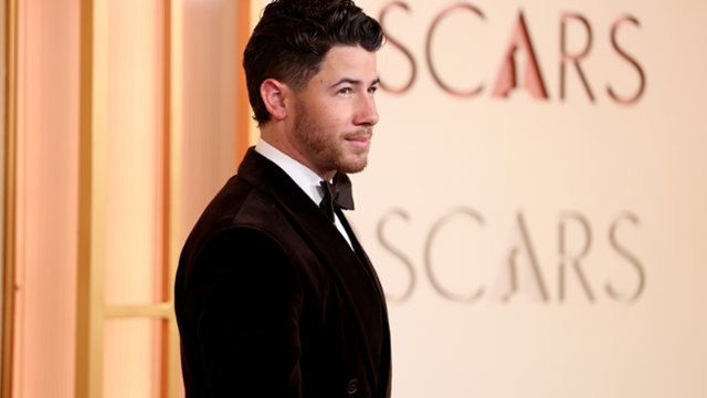 Czy Nick Jonas przeżyje bożonarodzeniowy horror?