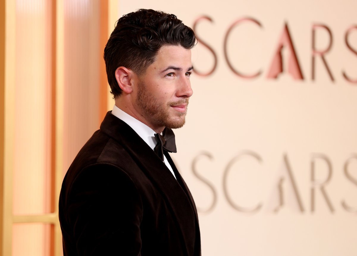 Czy Nick Jonas przeżyje bożonarodzeniowy horror?