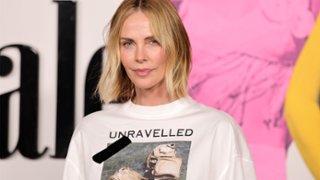 Charlize Theron dosadnie o Timoth&eacute;em Chalamecie