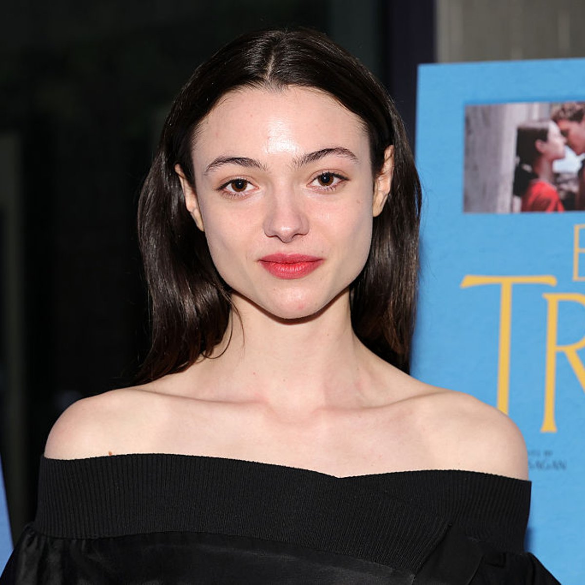 PLOTKA: Lily McInerny zastąpiła Sadie Soverall na planie "The Origin of the World"?