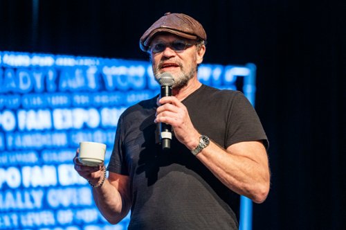 Widzowie nie lubią długich filmów? Michael Rooker ma teorię 