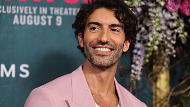 Za co Justin Baldoni przepraszał Blake Lively o 2 w nocy?