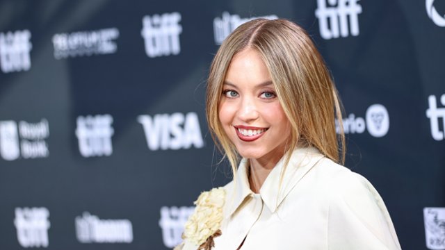 Sydney Sweeney sprzedaje mydło... z wodą po swojej kąpieli?