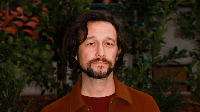 Joseph Gordon-Levitt w filmie scenarzysty "Czarnego łabędzia"