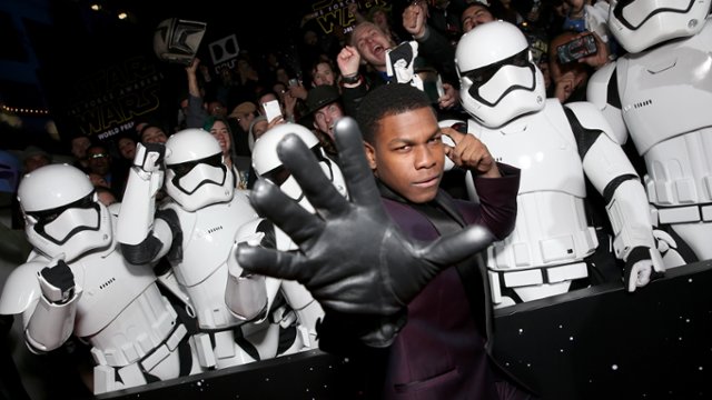 John Boyega krytykuje "Gwiezdne wojny": "To najbardziej biała,...